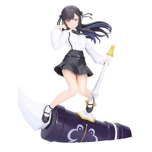I May Be A Guild Receptionist, But I'll Solo Any Boss To Clock Out On Time Alina Clover Figure(Figurine)(Banpresto)